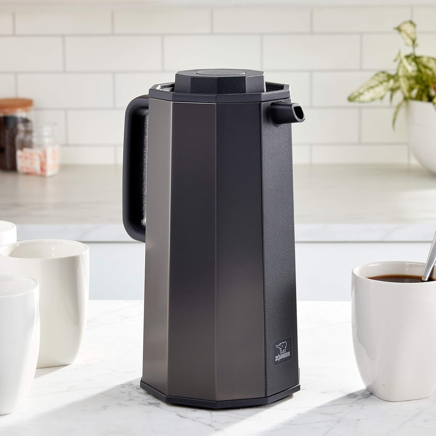 image:imageZojirushi AHEAE10RA Glass Vacuum Carafe 10 Liter RedBlack