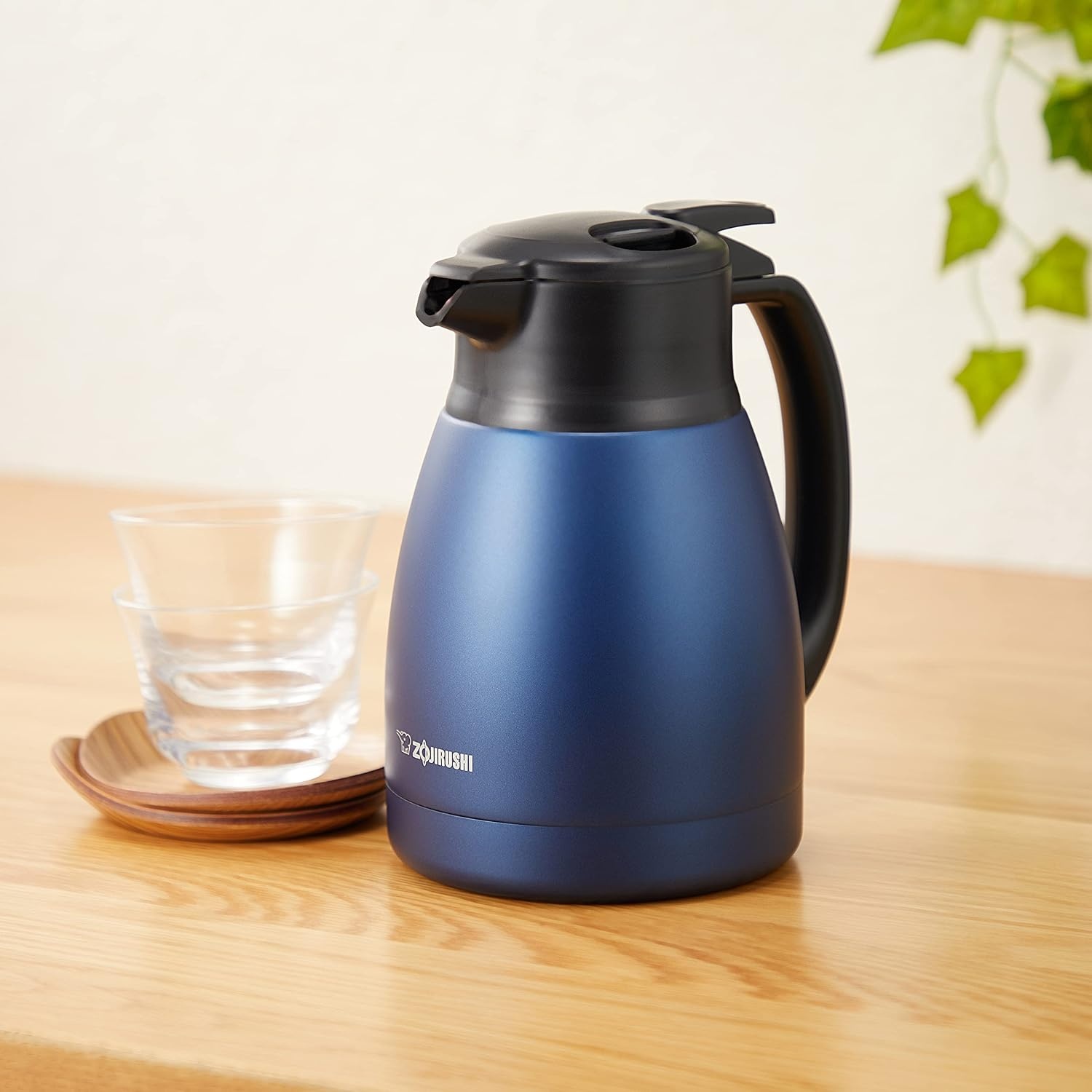 image:imageZojirushi SHHC10AD Stainless Steel Vacuum Carafe 1Liter Matte NavyMatte Navy