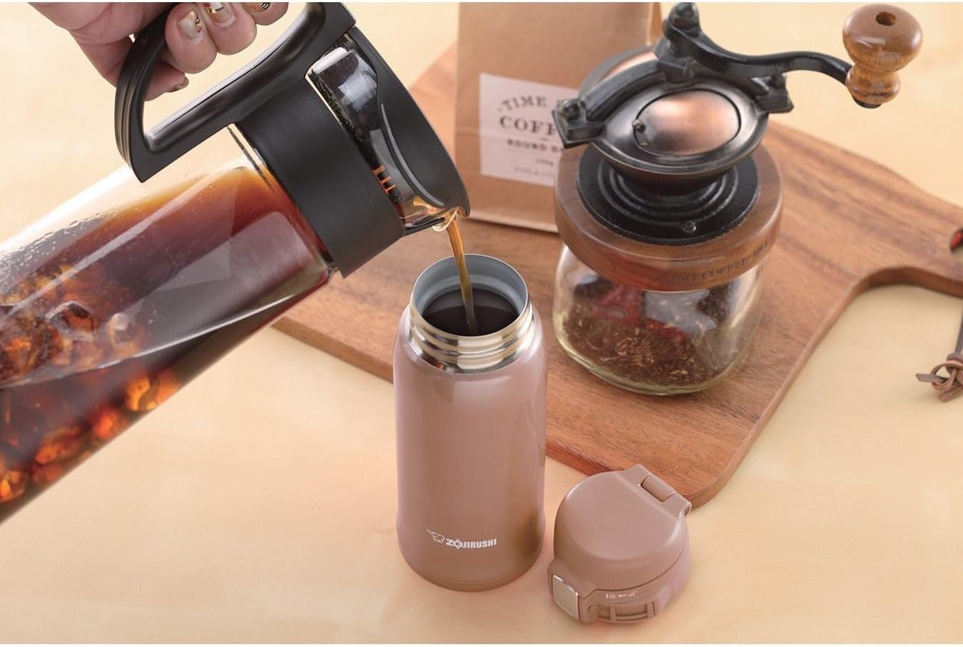 image:imageZojirushi Stainless Mug 1 Count Pack of 1 Beige Gold 20 ouncesMatte Gold