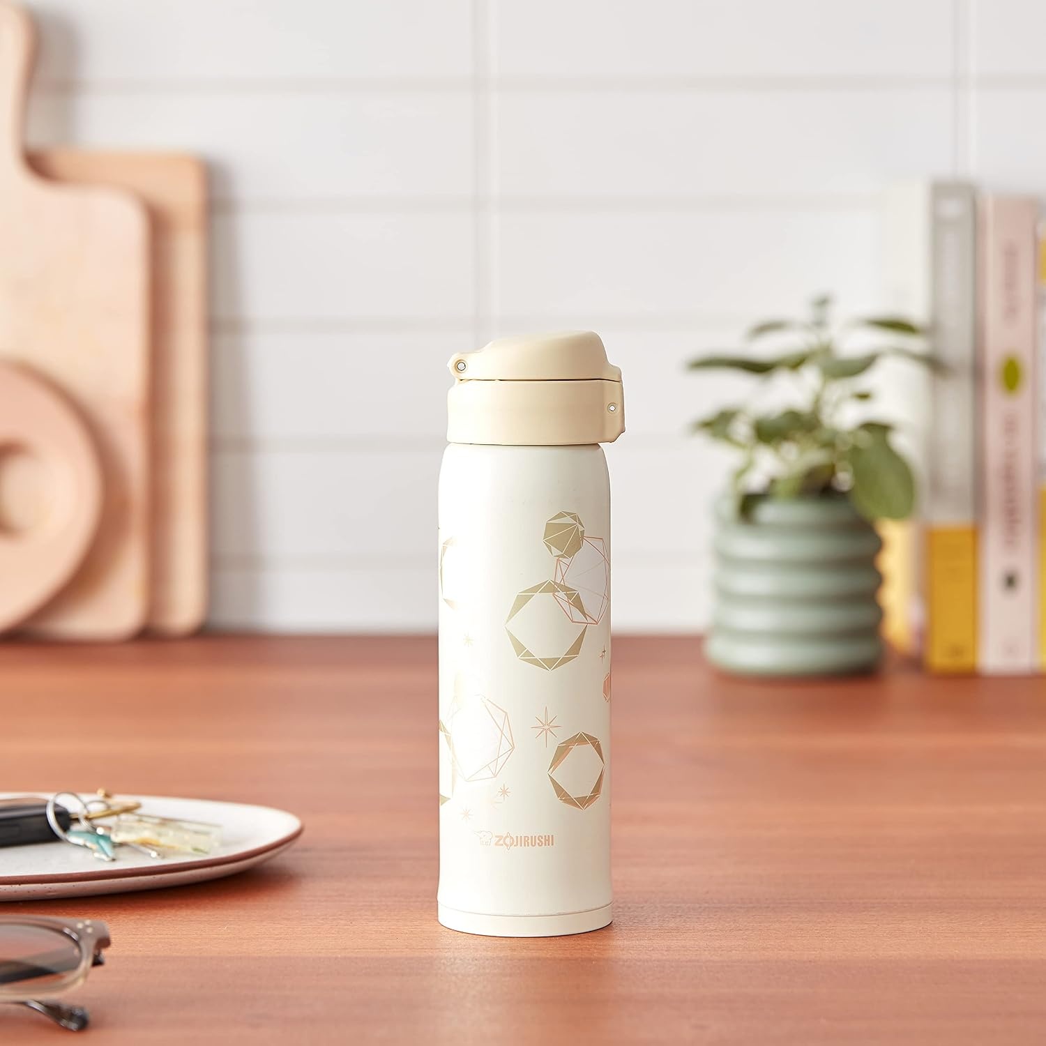 image:imageZojirushi Stainless Mug 1 Count Pack of 1 Beige Gold 20 ouncesRadiant Yellow